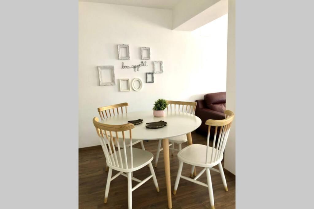 Beautiful And Renovated Apartment In The Center Walencja Zewnętrze zdjęcie