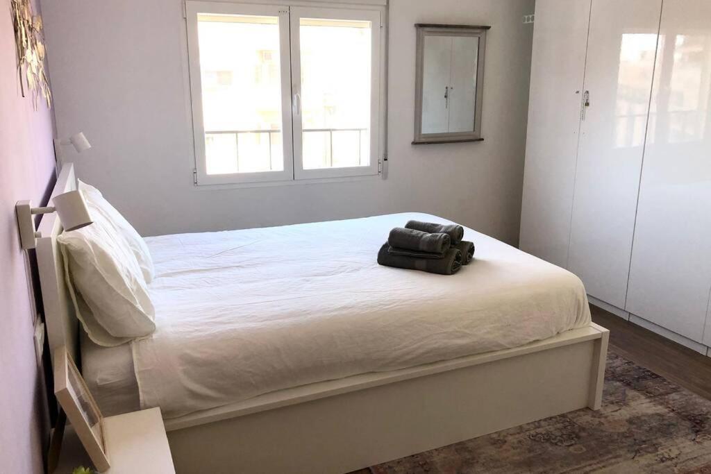 Beautiful And Renovated Apartment In The Center Walencja Zewnętrze zdjęcie